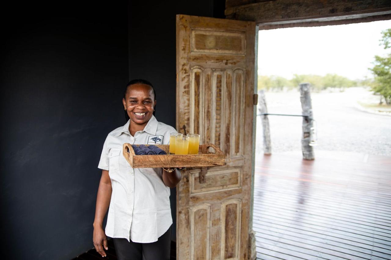 Etosha Oberland Lodge Okaukuejo Zewnętrze zdjęcie