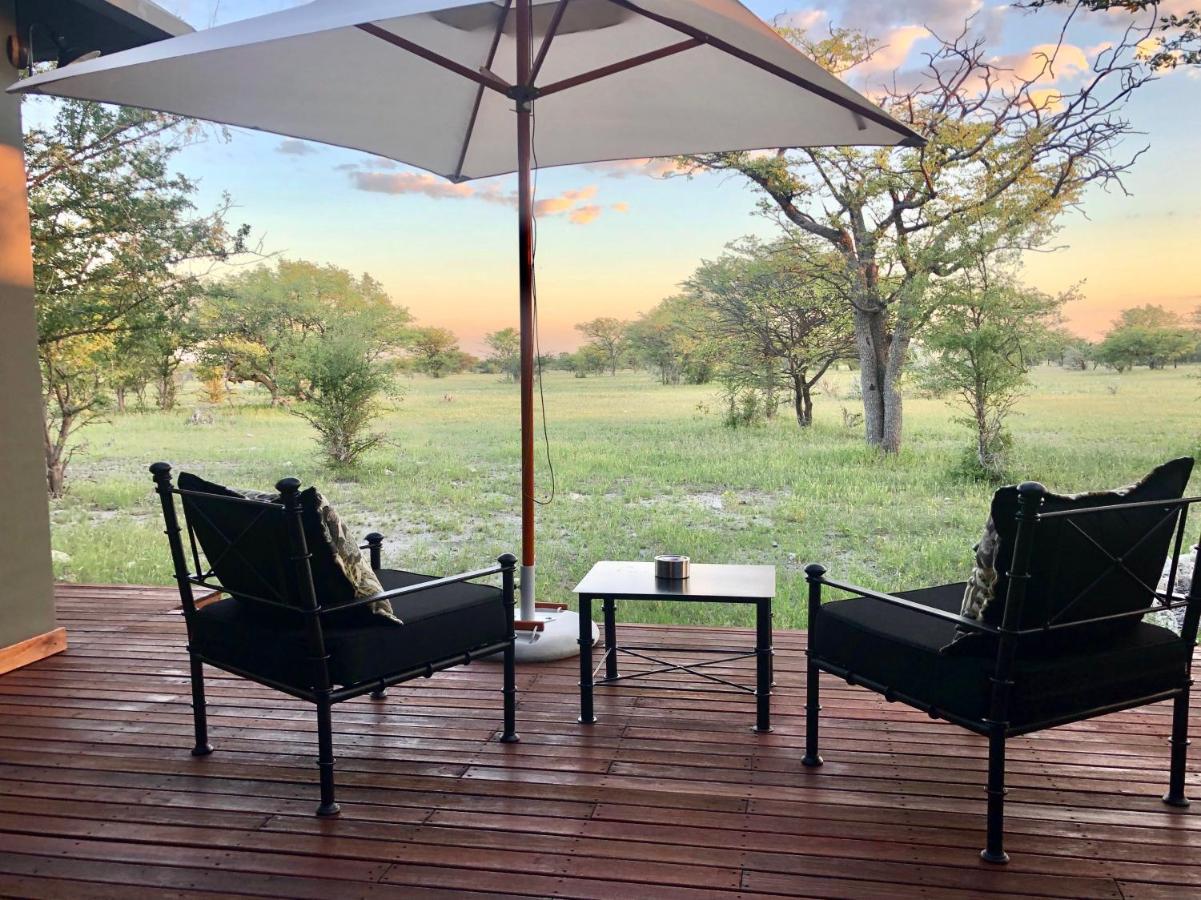 Etosha Oberland Lodge Okaukuejo Zewnętrze zdjęcie