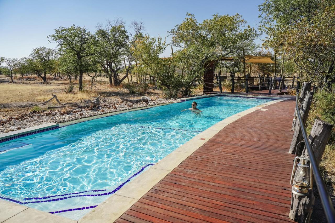 Etosha Oberland Lodge Okaukuejo Zewnętrze zdjęcie
