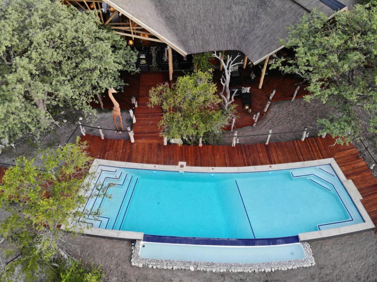 Etosha Oberland Lodge Okaukuejo Zewnętrze zdjęcie